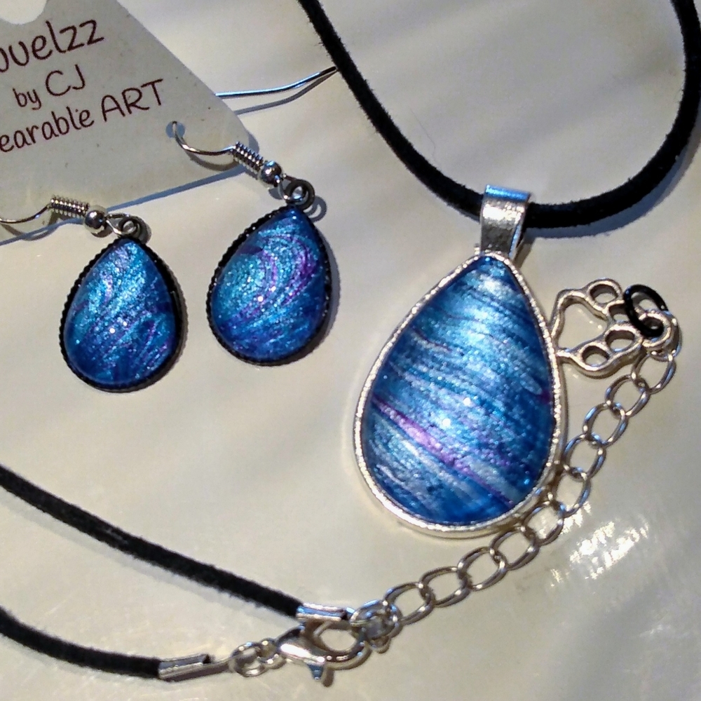 Jewelry Necklace teardrop w earrings